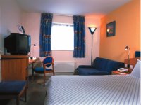 Fil Franck Tours - Hotels in London - Hotel Express By Holiday Inn Royal Docks